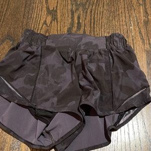 Camo Lululemon shorts size 4